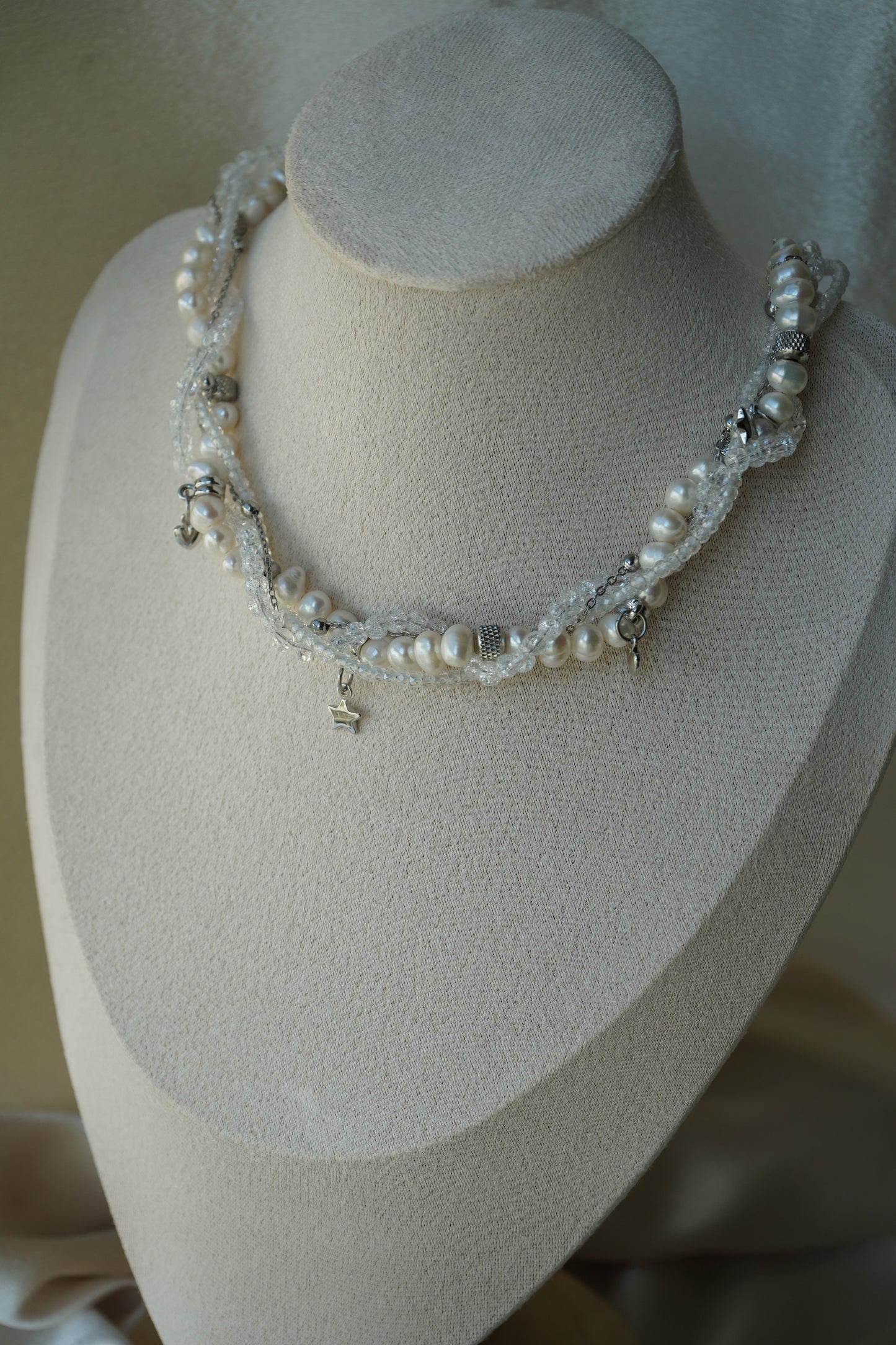 Bridal necklace with pearls and crystals Freshwater pearl necklace gift for her